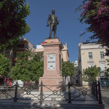 Apartamento En Casco Antiguo - Plaza De La Gavidia 塞维利亚 外观 照片