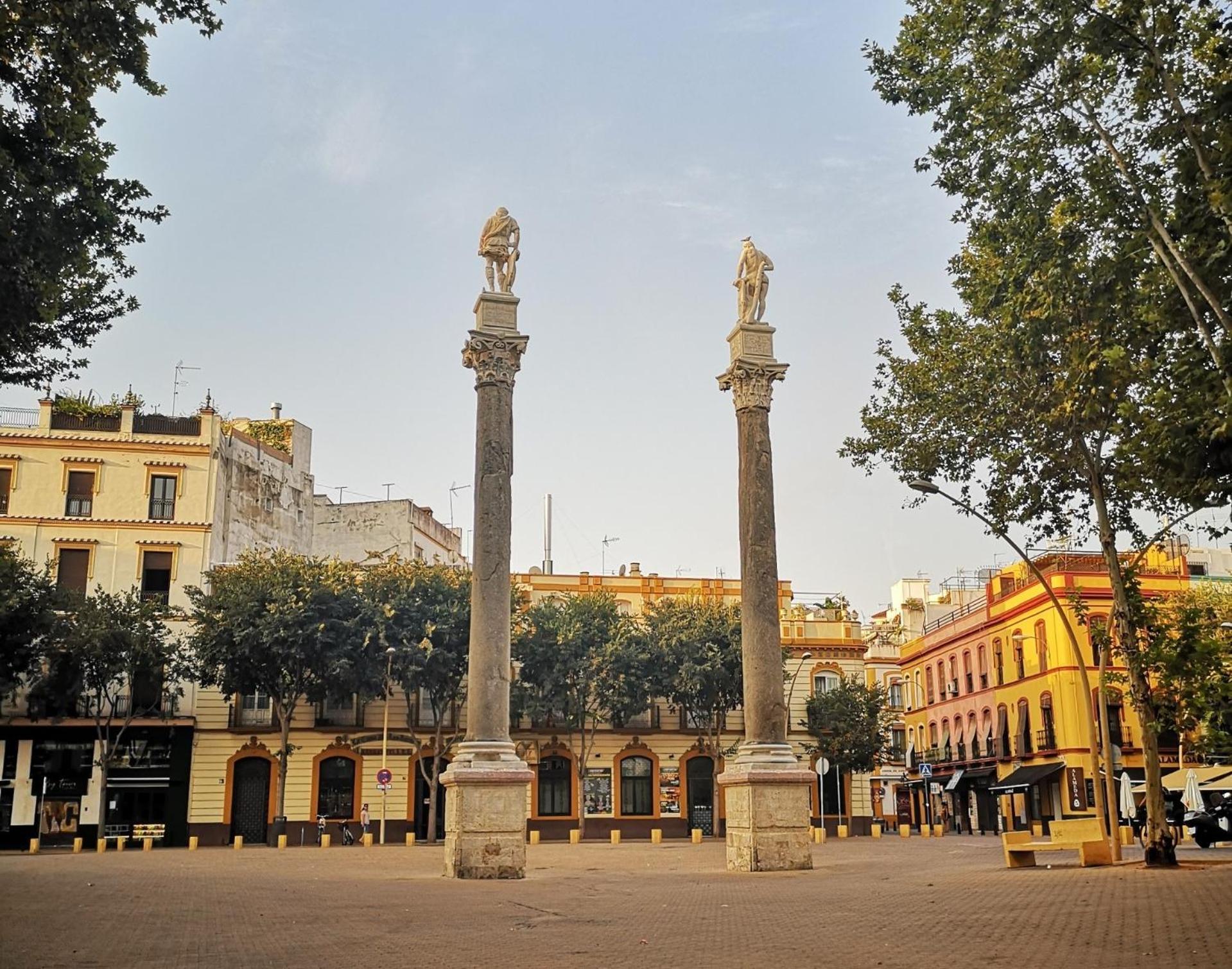 Apartamento En Casco Antiguo - Plaza De La Gavidia 塞维利亚 外观 照片