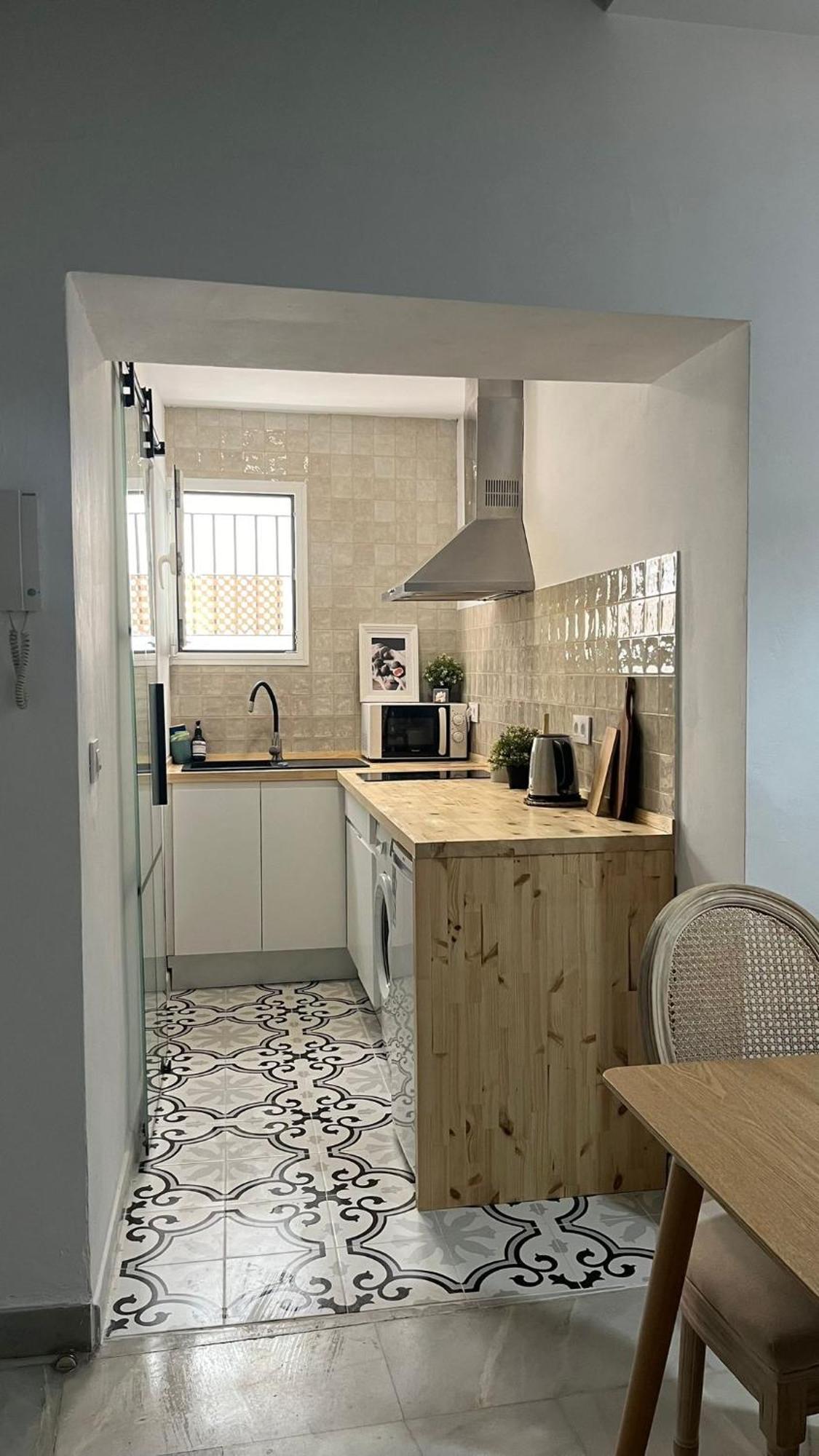 Apartamento En Casco Antiguo - Plaza De La Gavidia 塞维利亚 外观 照片