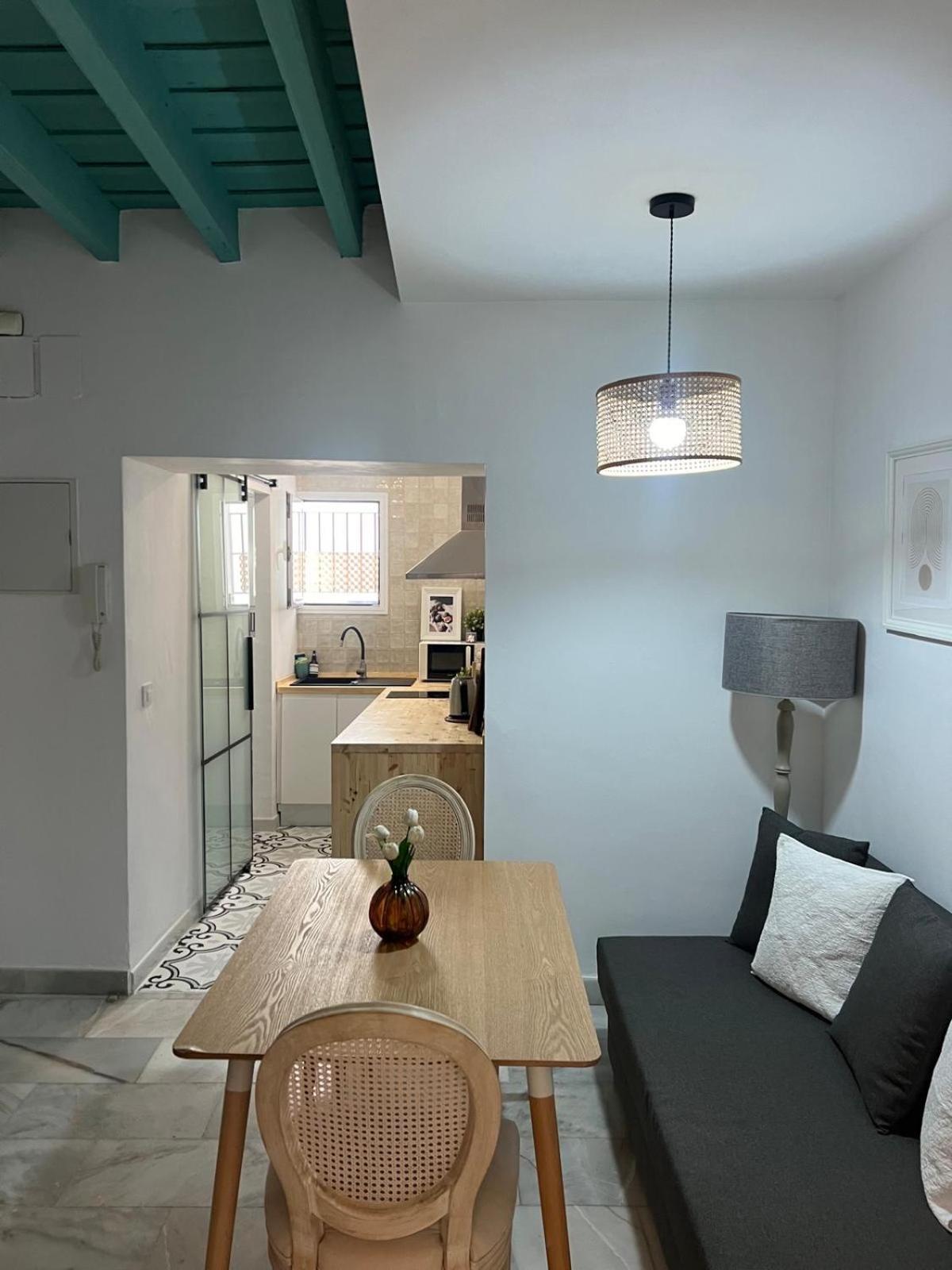 Apartamento En Casco Antiguo - Plaza De La Gavidia 塞维利亚 外观 照片